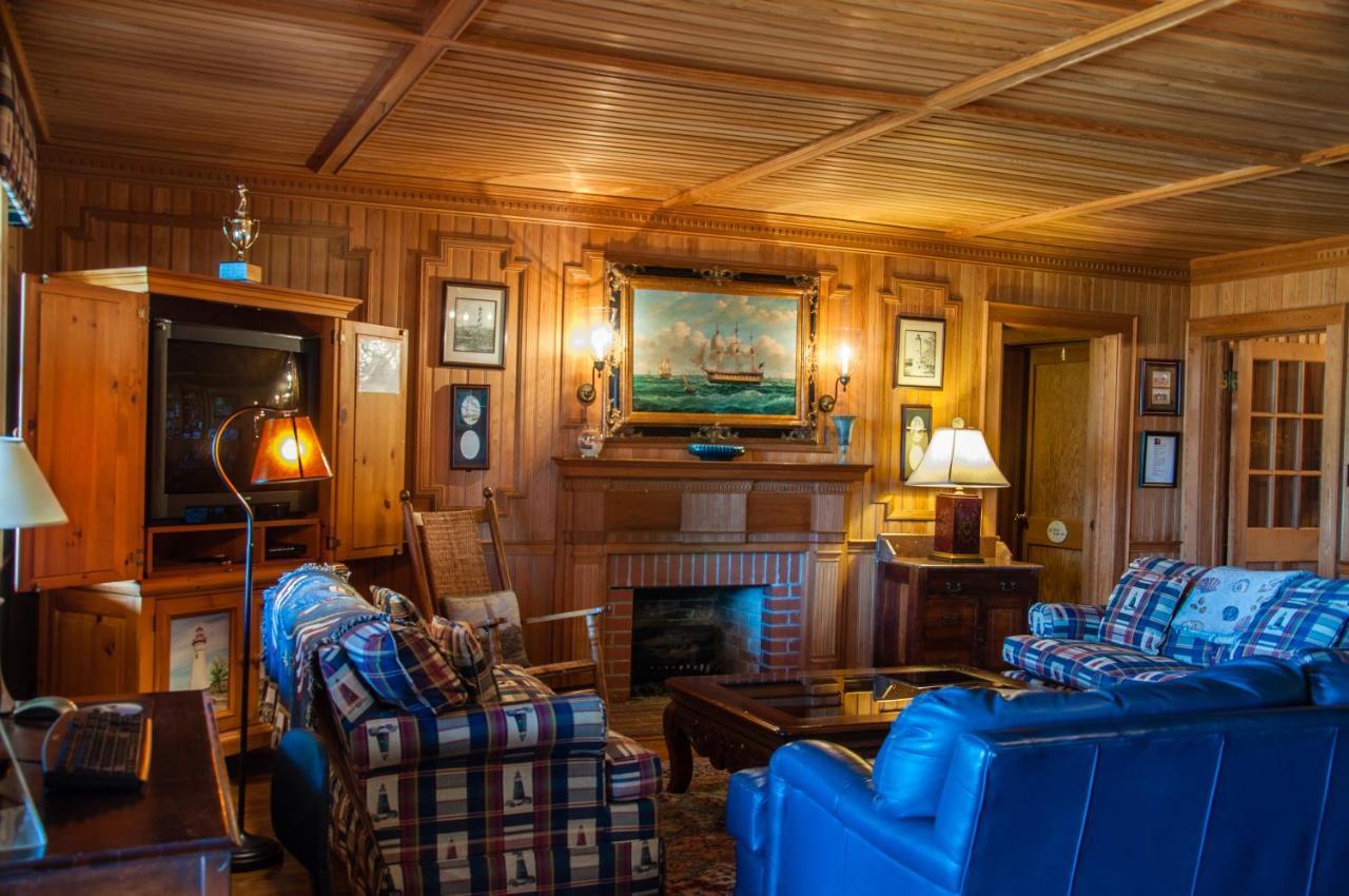 The Castle Bed And Breakfast Ocracoke Ngoại thất bức ảnh
